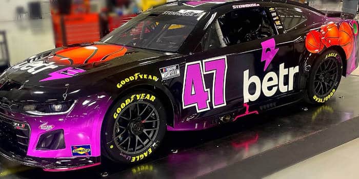 “เบทร์ เข้าร่วม NASCAR โดยการสปอนเซอร์ Ricky Stenhouse Jr.”