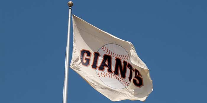 โรงแรมคาสิโน We-Ko-Pa เซ็นต์สัฟรานซิสโกเอ็นท์เซ็นสปอนเซอร์กับทีม San Francisco Giants