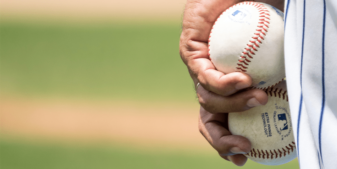 นักเตะ MLB ที่ถูกระงับเพราะการพนันกลับมาร่วมเล่นเบสบอลหลังจากไม่ได้เข้าเล่นมาเป็นเวลาหนึ่งปี