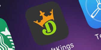 DraftKings ตาม FanDuel โดยเรียกเก็บเงิน $0.50 จากทุกการเดิมพันในรัฐอิลลินอยส์