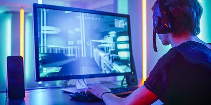 CS2 Pro S1mple ตาเซิ้งออกสตรีมการพนัน กระตุ้นการประชุมกฎระเบียบการพนันของ Twitch